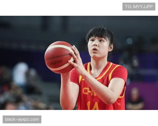 李月汝训练完直接拎爱马仕去吃夜市烧烤? 李月汝训练完直接拎爱马仕去吃夜市烧烤?